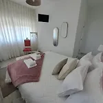 Aroucehostel Hostel *