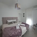 Aroucehostel