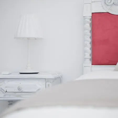 Aroucehostel *