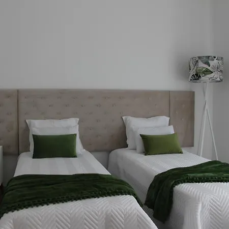 Aroucehostel * Lousa (Central Portugal)