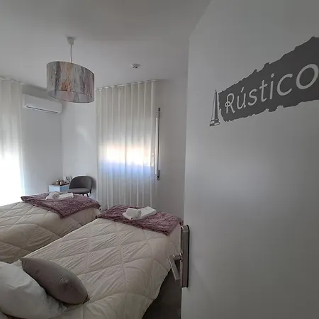 Aroucehostel Hostel Casal de Ermio