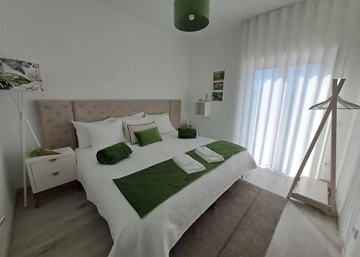 Aroucehostel * Casal de Ermio