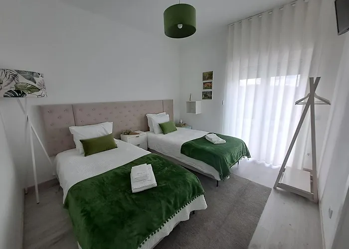 Aroucehostel * Casal de Ermio