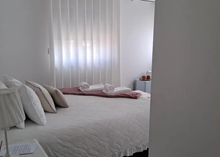 Albergue Aroucehostel *